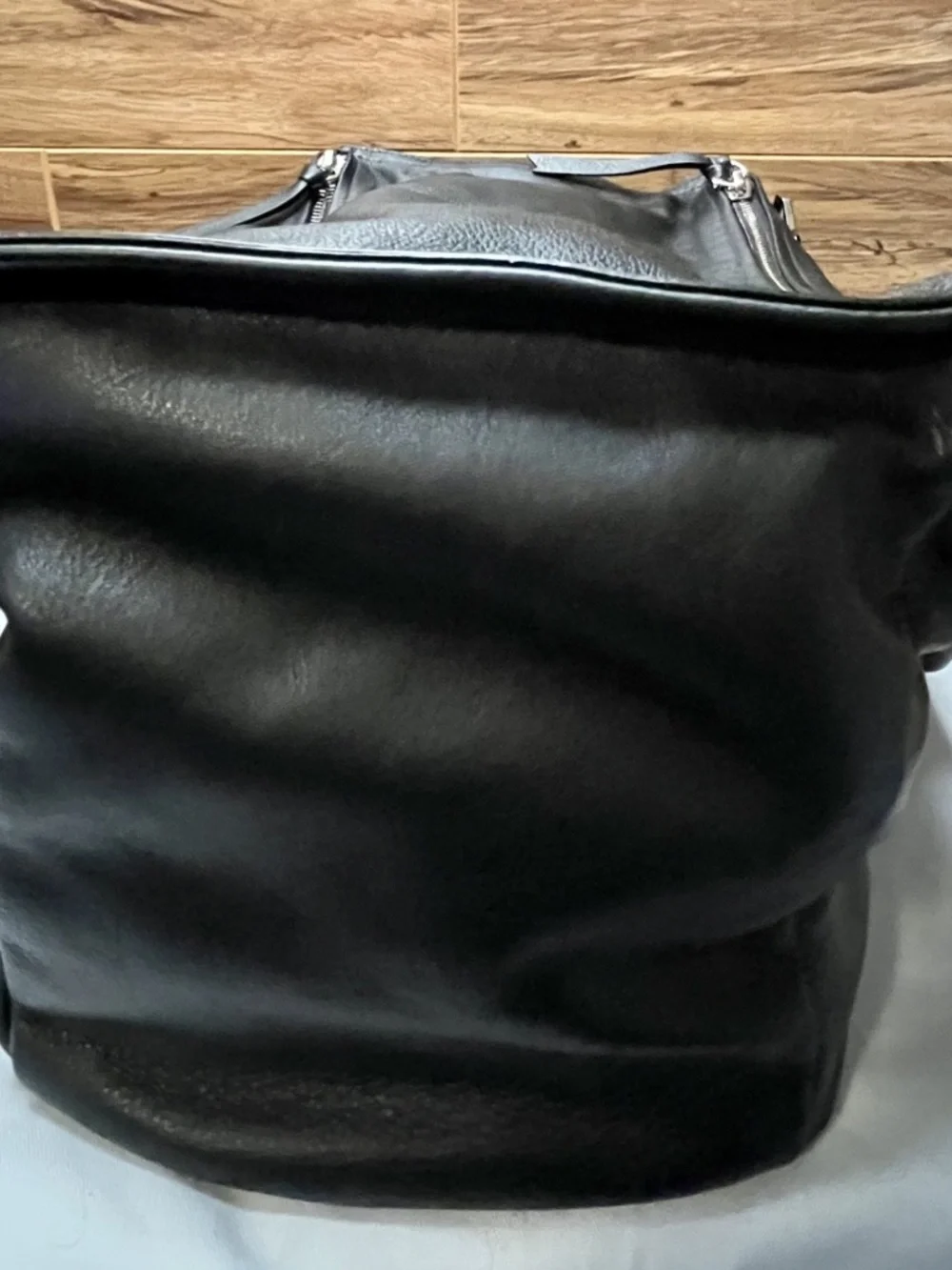 Givenchy - Pandora - Calf - Large - Black - Made in Italy - 15W x 8.5 H
